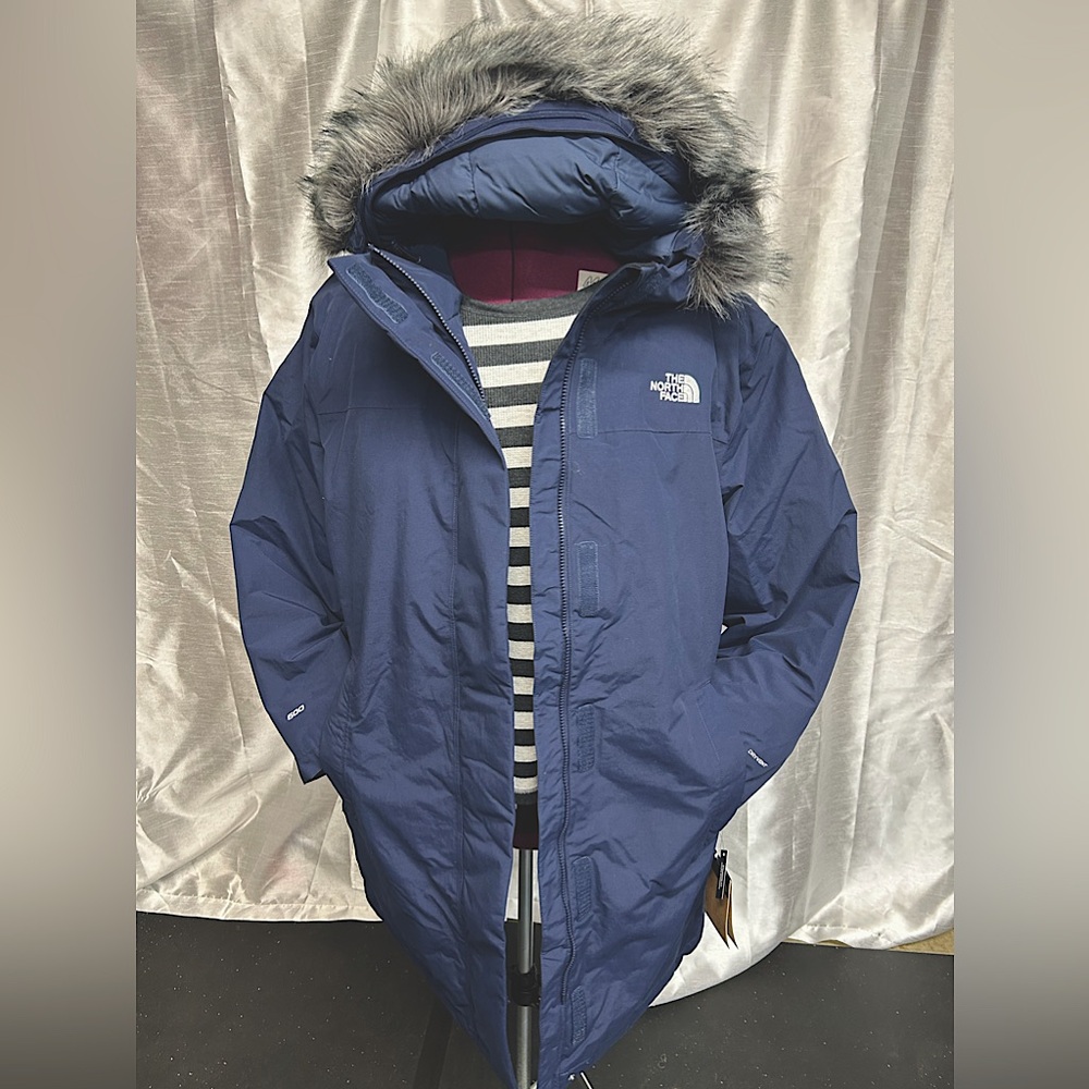 The North Face Arctic Parka jacket Insulated. Navy Blue size 2XL Women’s.